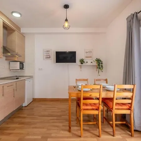 Apartamento Sierralacant Estudio Con Balcón 4 Pax, Wifi Y Parking Gratis *